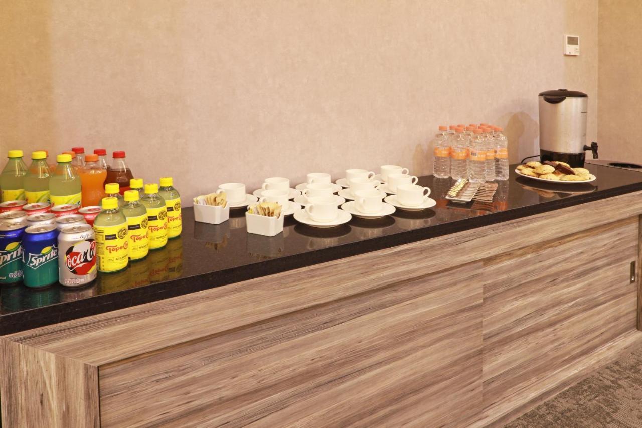 Hotel - By Ihg